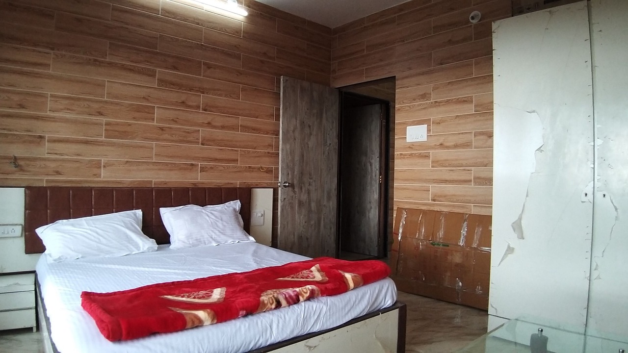 Photo of Bedroom in Mahabaleshwar