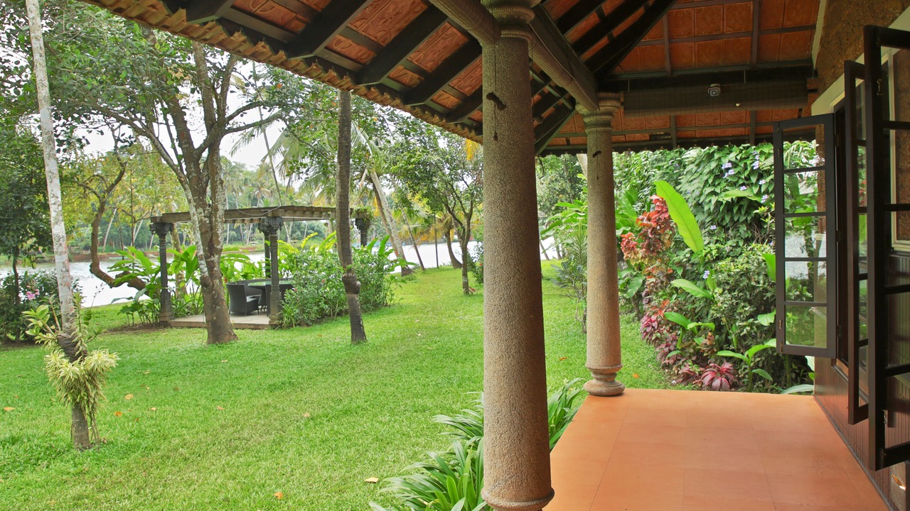 Photo of Patio Balcony in Puthenvelikara