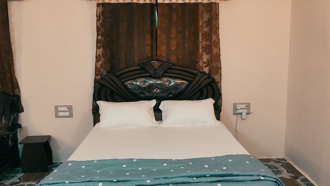 Photo of Bedroom in Mothilal Nagar
