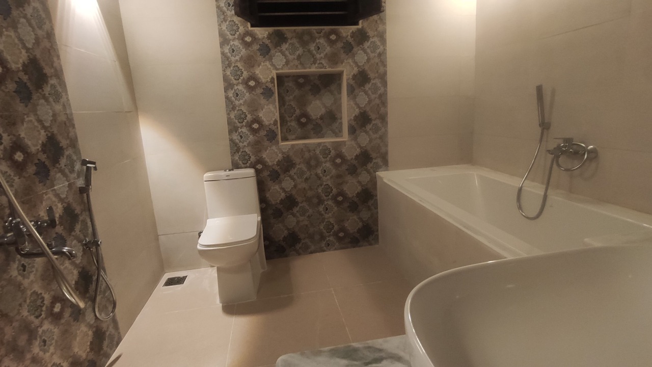 Photo of Bathroom in Mothilal Nagar