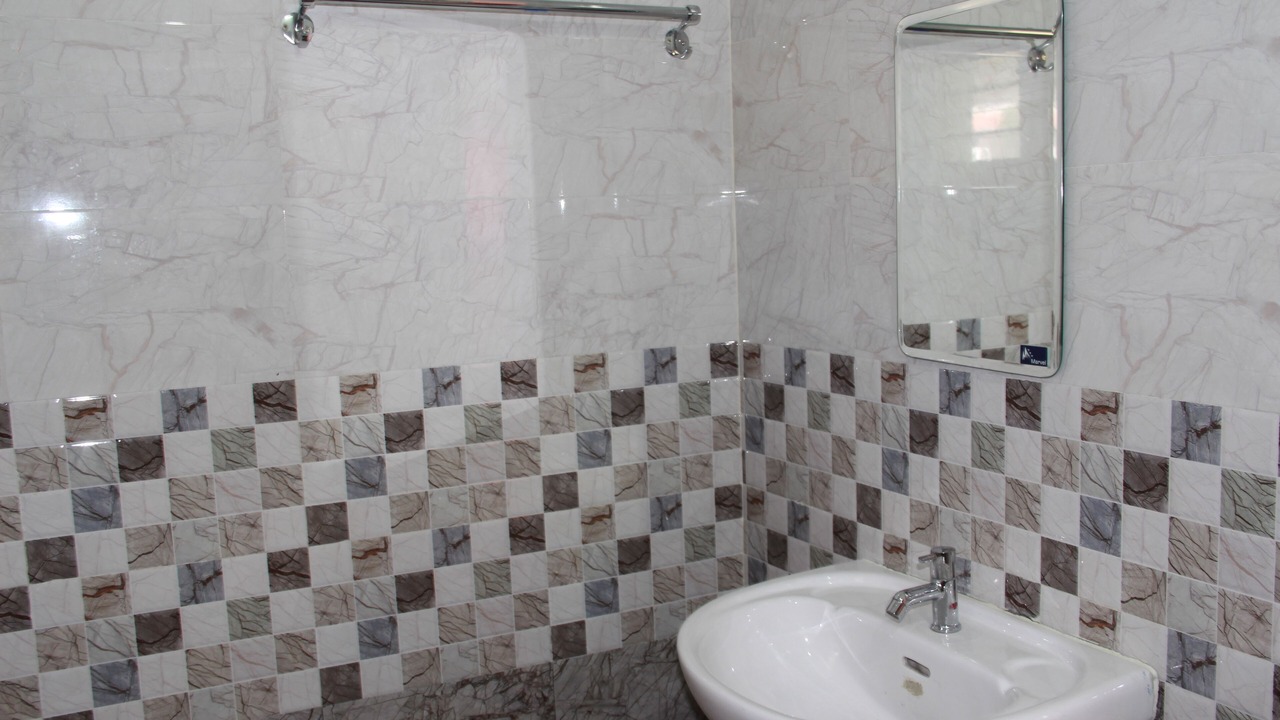 Photo of Bathroom in Kanthalloor