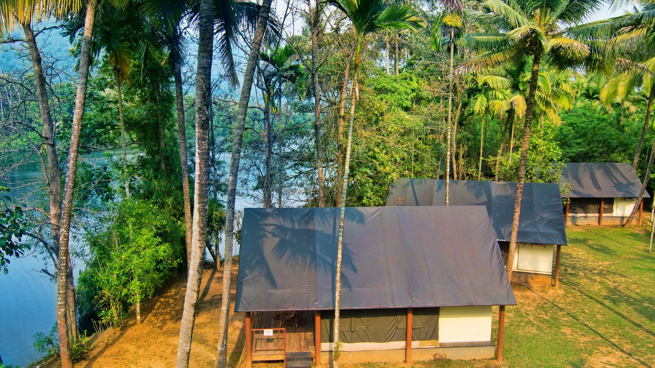 Photo of Bedroom in Thattekkad
