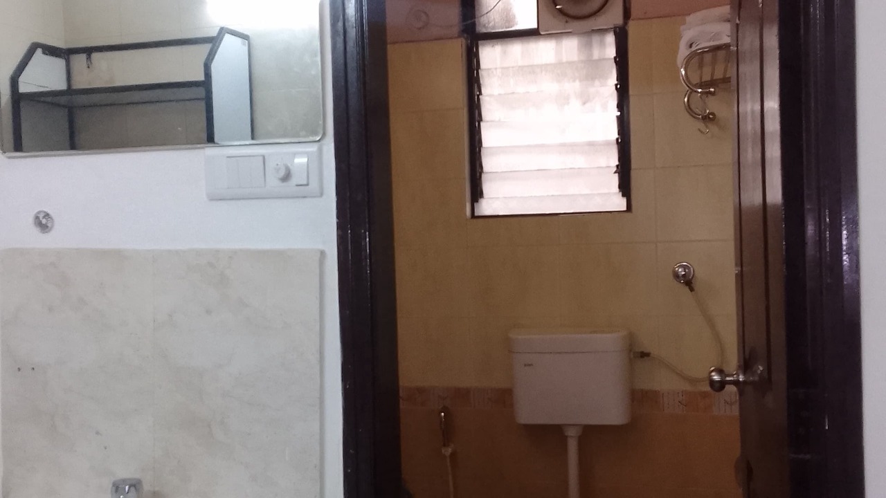 Photo of Bathroom in Viman Nagar