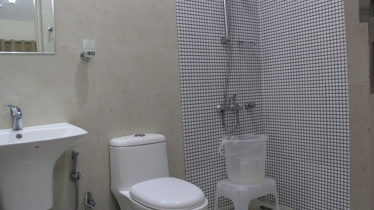 Photo of Bathroom in Thalayathimund