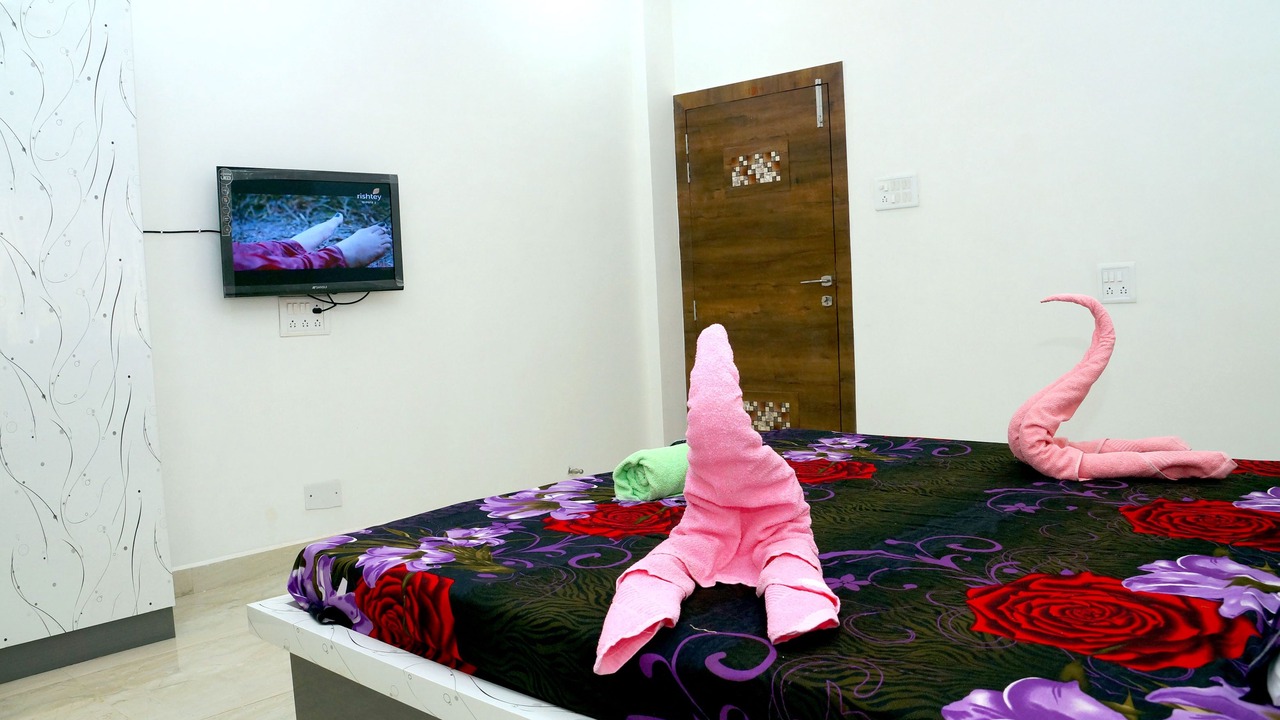 Photo of Bedroom in Mahabaleshwar