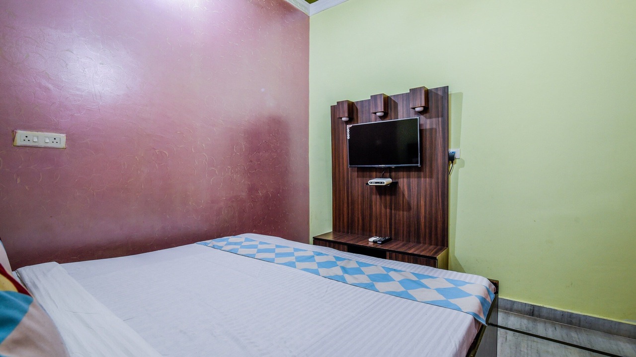 Photo of Bedroom in Dehradun