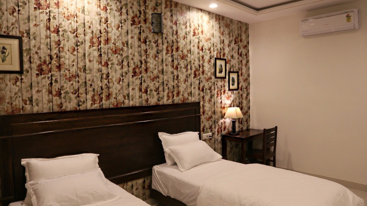 Photo of Bedroom in Tonk Road