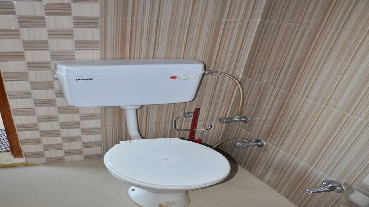 Photo of Bathroom in Tapovan