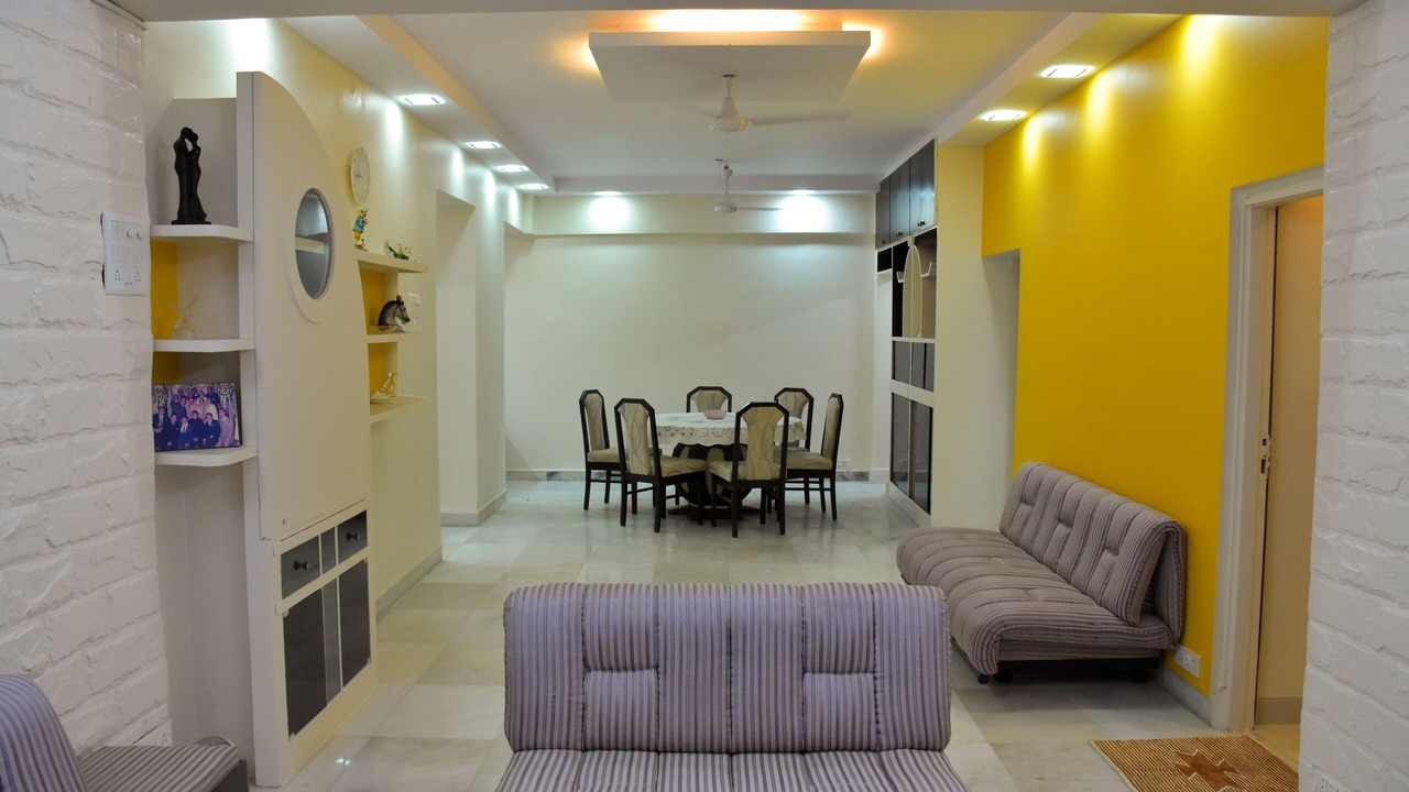 Photo of Livingroom in Malabar Hill