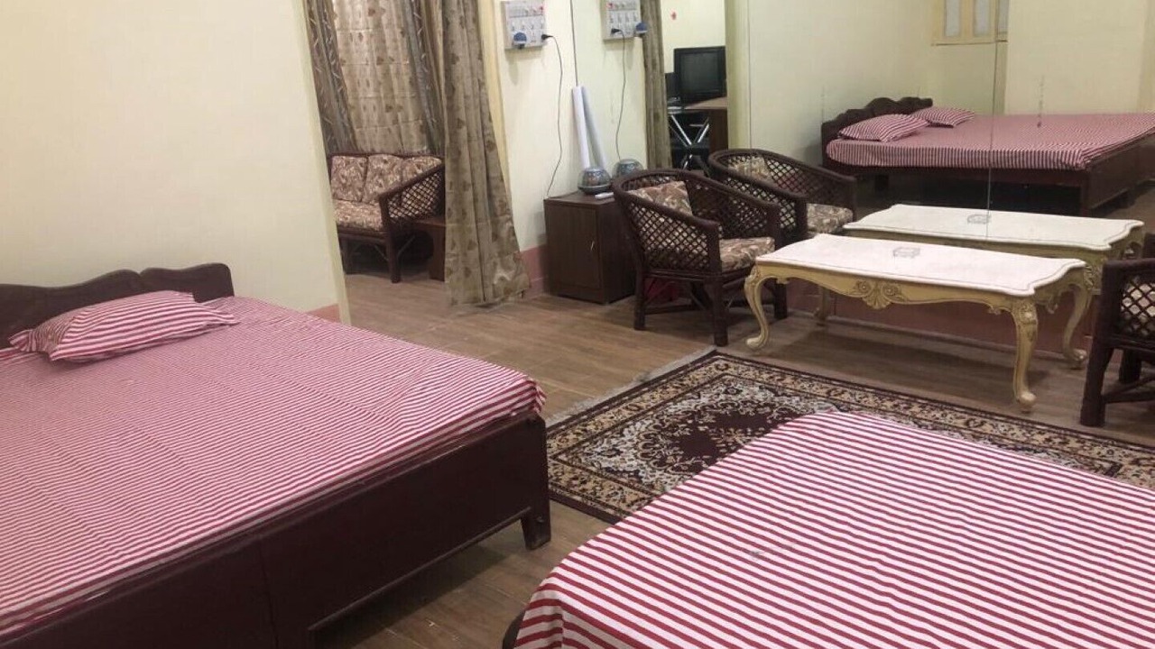 Photo of Bedroom in Kalighat