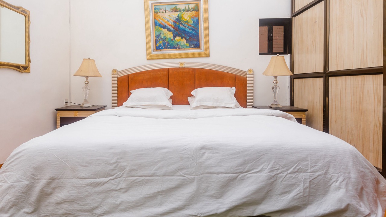 Photo of Bedroom in Aarey Colony