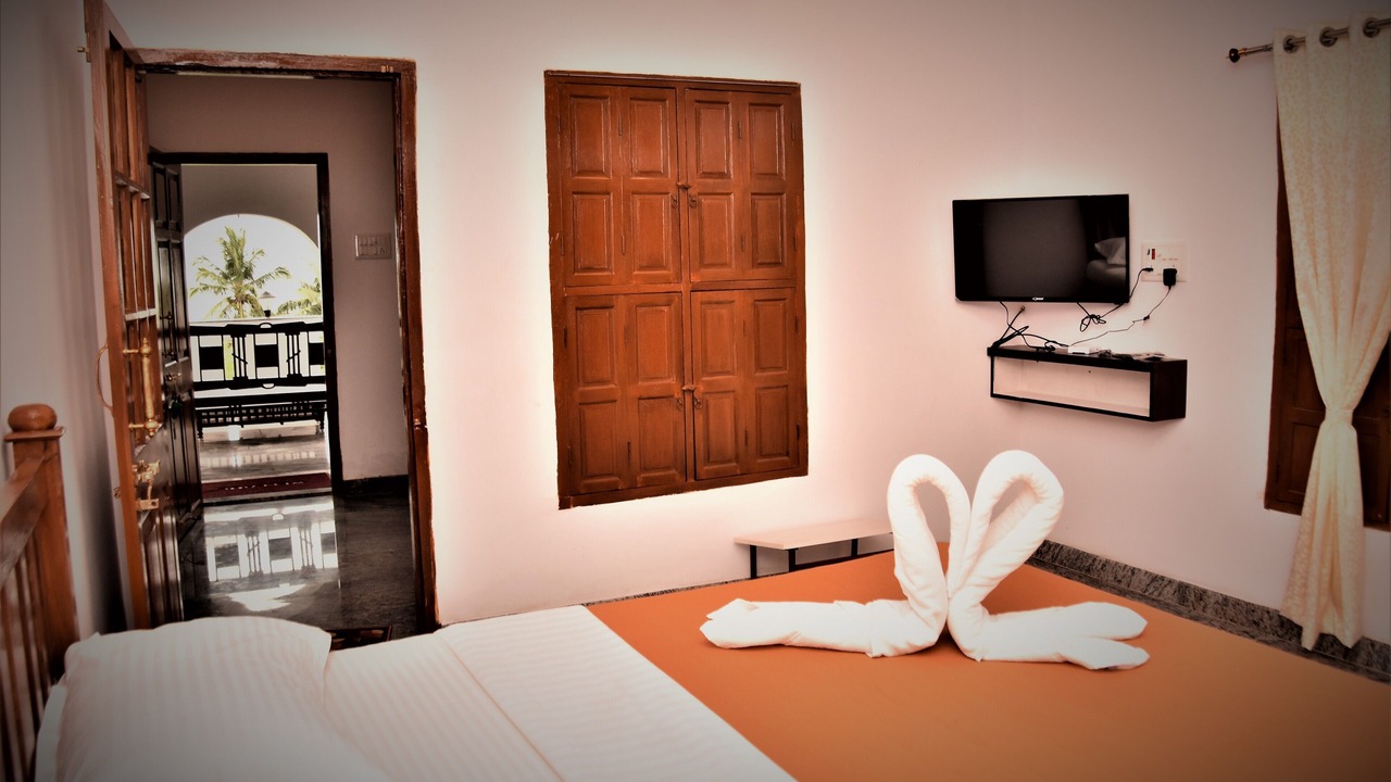 Photo of Bedroom in Mahabalipuram Beach