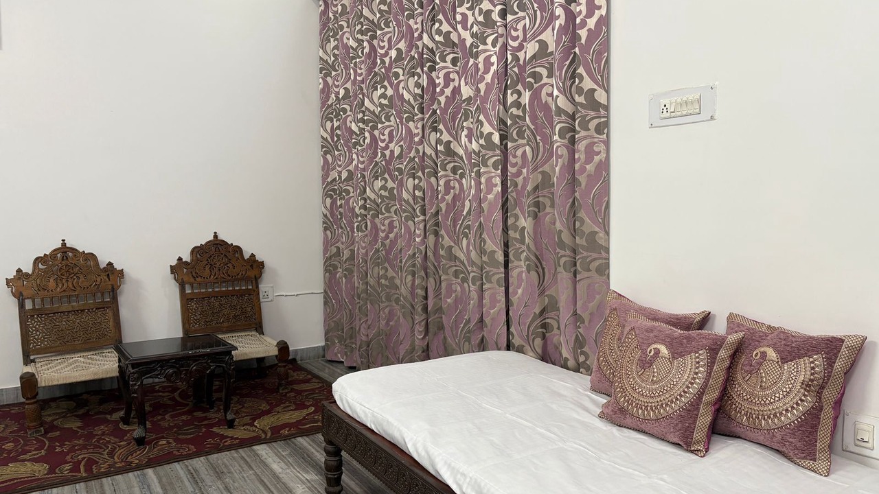 Photo of Bedroom in Civil Lines