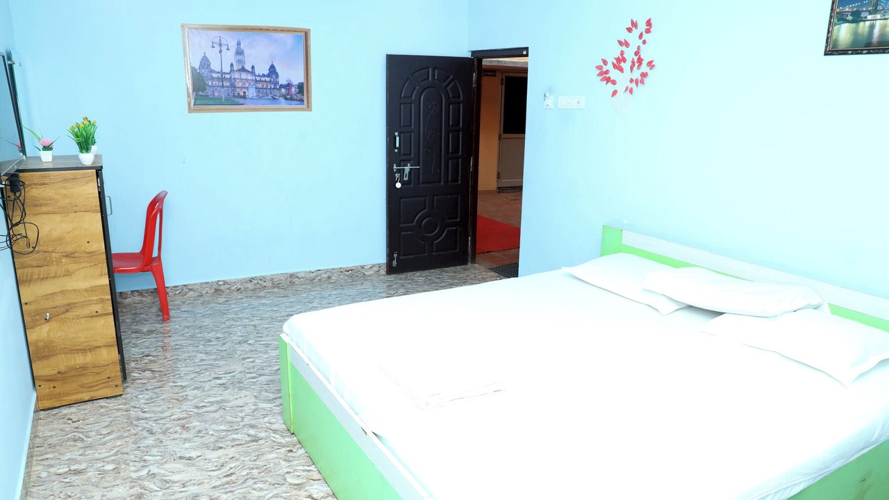 Photo of Bedroom in Tiruvannamalai
