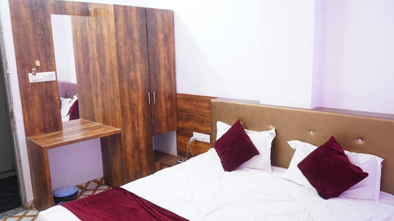 Photo of Bedroom in Central Area