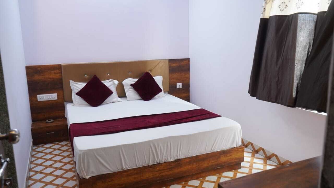 Photo of Bedroom in Central Area