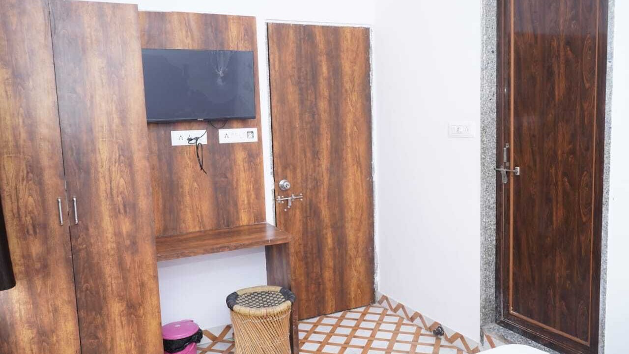 Photo of Bedroom in Central Area
