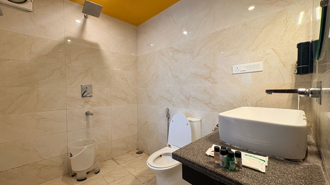 Photo of Bathroom in Tapovan