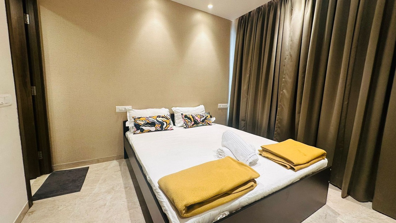 Photo of Bedroom in Hiranandani Gardens