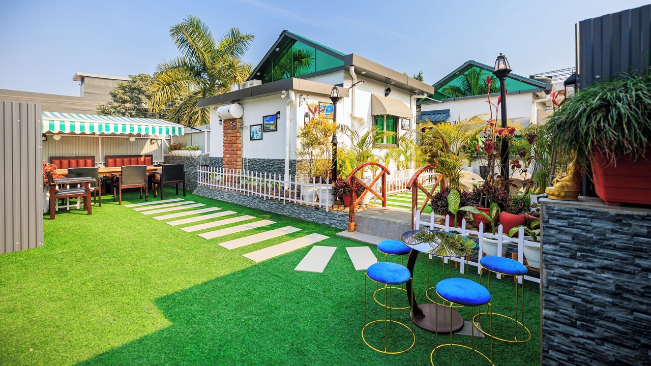 Photo of Outdoor in Clement Town