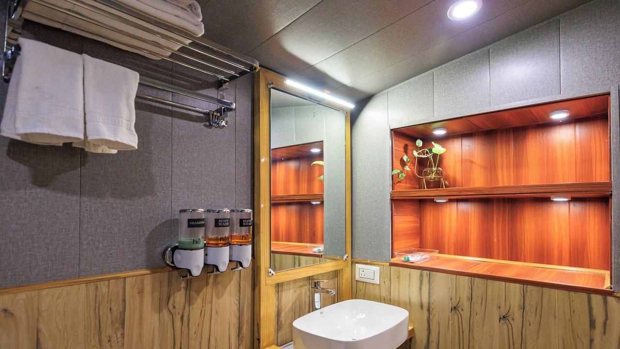 Photo of Bathroom in Clement Town