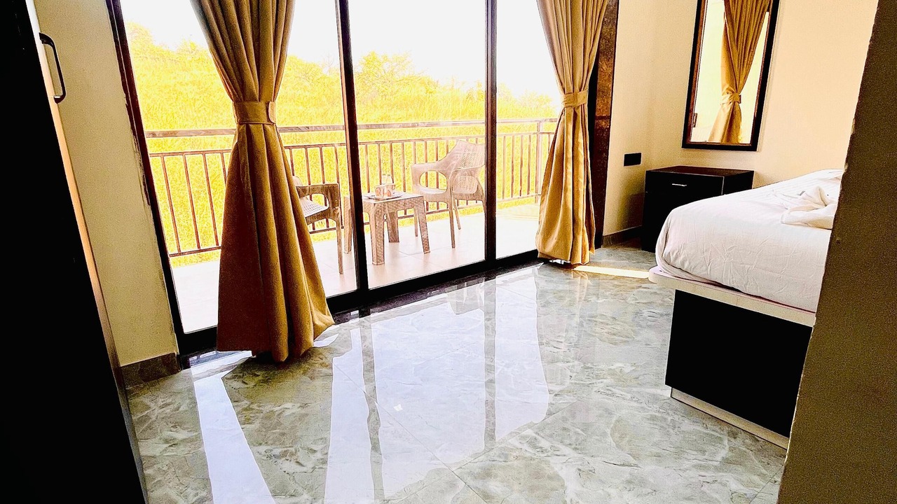 Photo of Bedroom in Mahabaleshwar