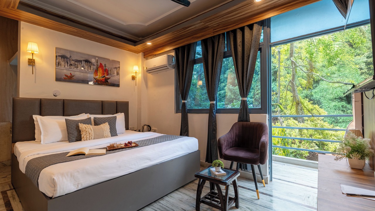 Photo of Bedroom in Tapovan