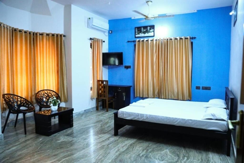 Photo of Bedroom in Poovar