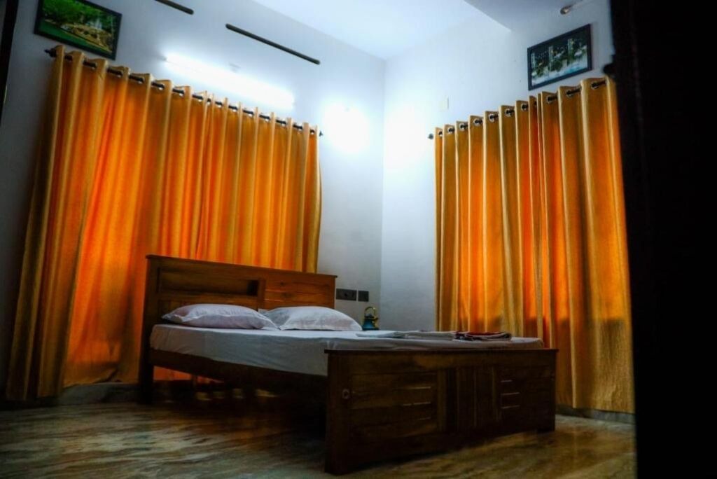 Photo of Bedroom in Poovar