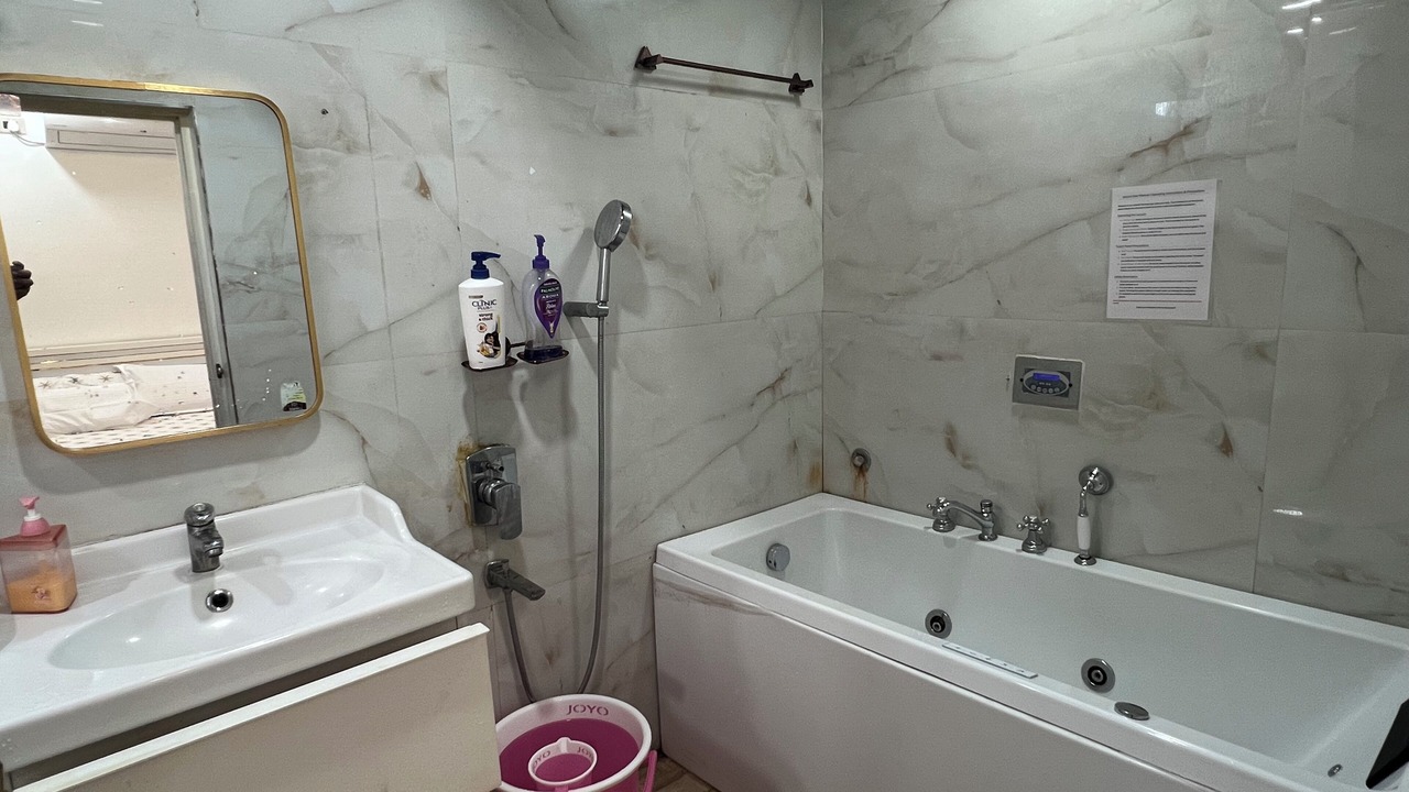 Photo of Bathroom in Kukatpally Housing Board Colony