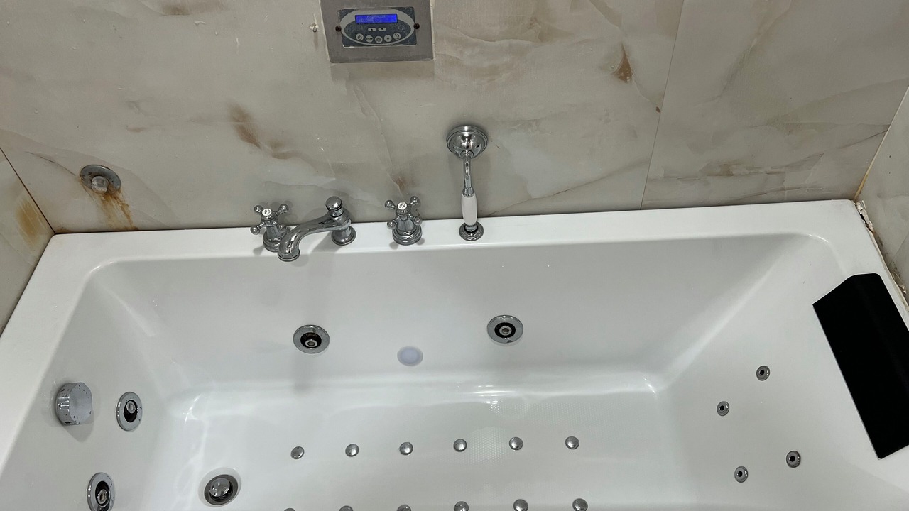 Photo of Bathroom in Kukatpally Housing Board Colony