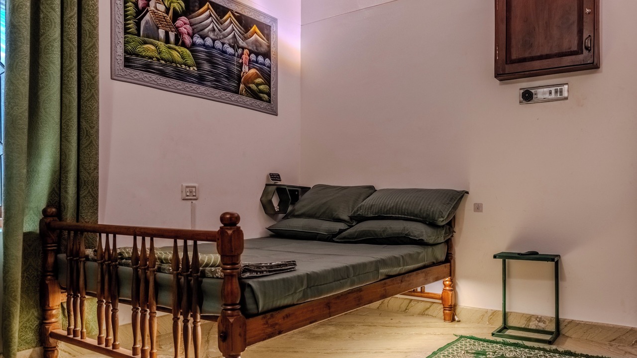Photo of Bedroom in Thiruvananthapuram
