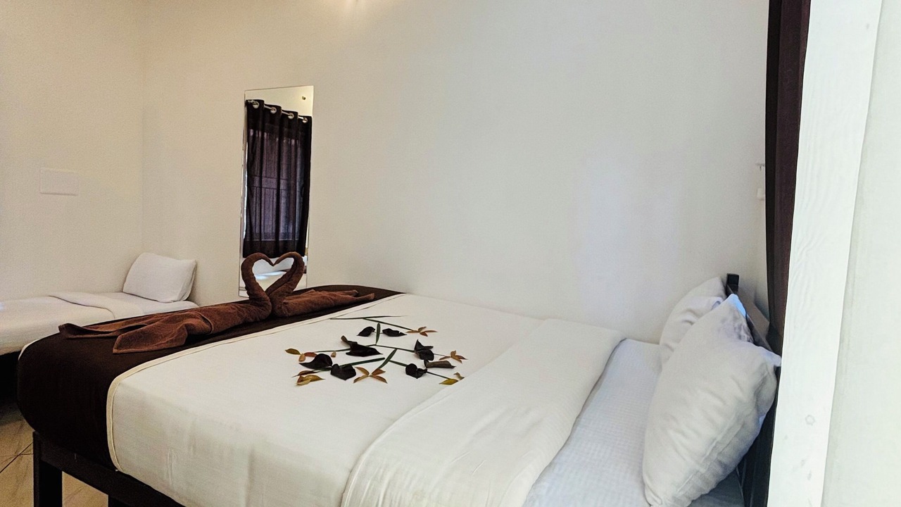 Photo of Bedroom in Huliyarahalli