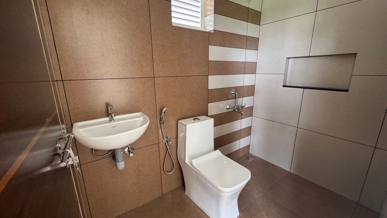Photo of Bathroom in Irinjalakuda