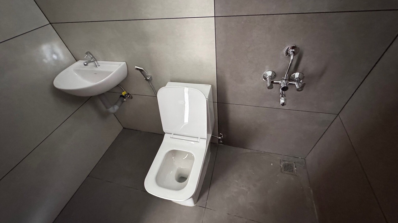 Photo of Bathroom in Irinjalakuda