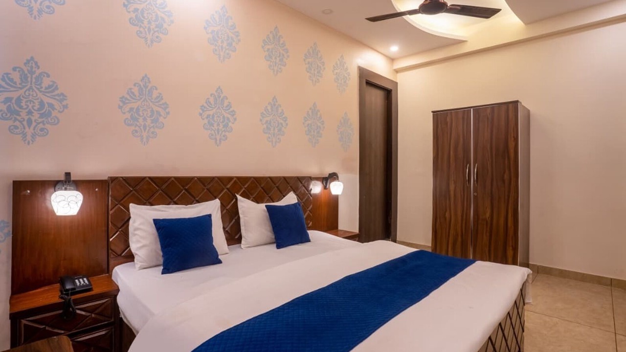 Photo of Bedroom in Haridwar