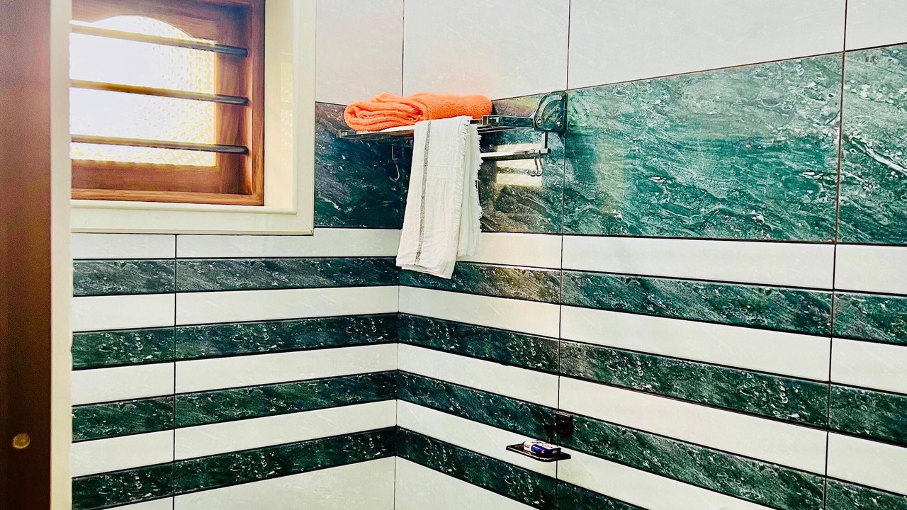 Photo of Bathroom in Maradu