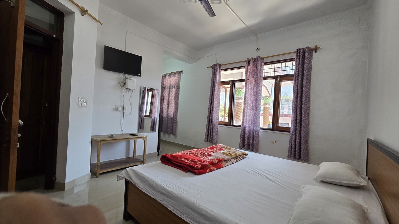 Photo of Bedroom in Amritpur