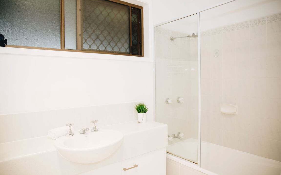 Photo of Bathroom in Warana