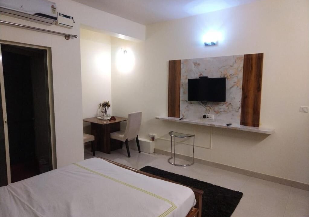Photo of Bedroom in Stage 1