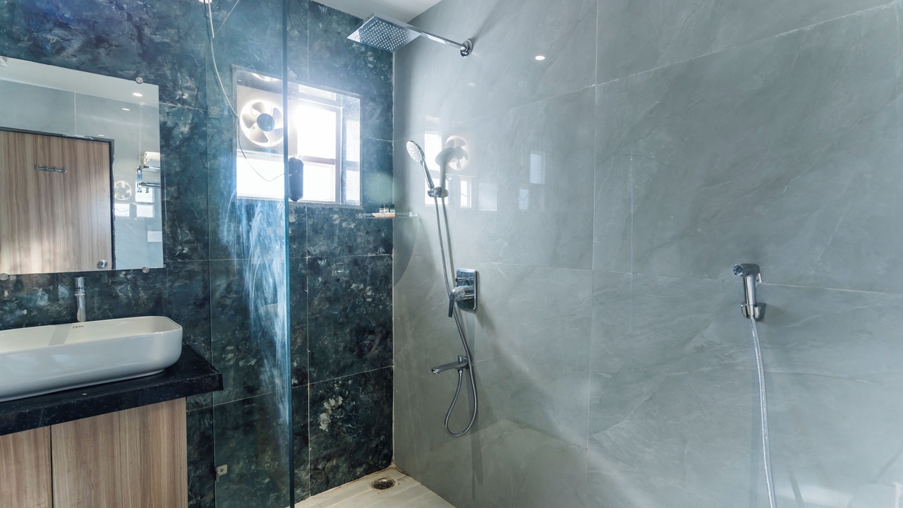 Photo of Bathroom in Gayariawas
