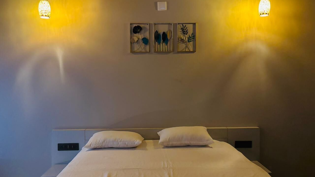 Photo of Bedroom in Pinangode