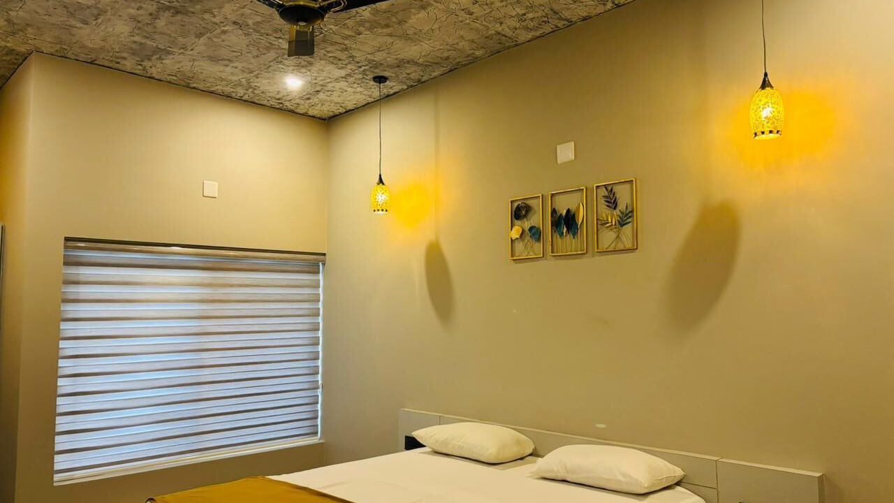 Photo of Bedroom in Pinangode