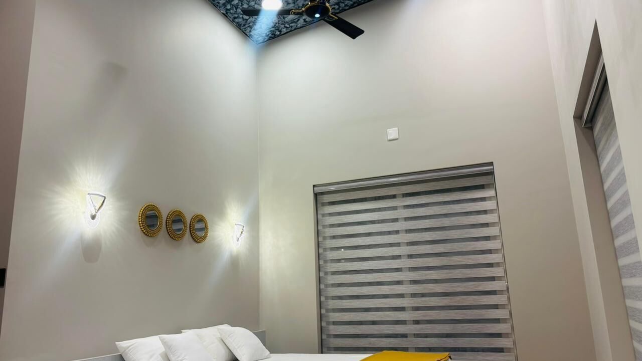 Photo of Bedroom in Pinangode