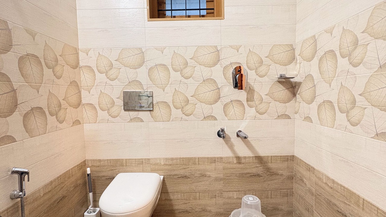 Photo of Bathroom in Edapalli