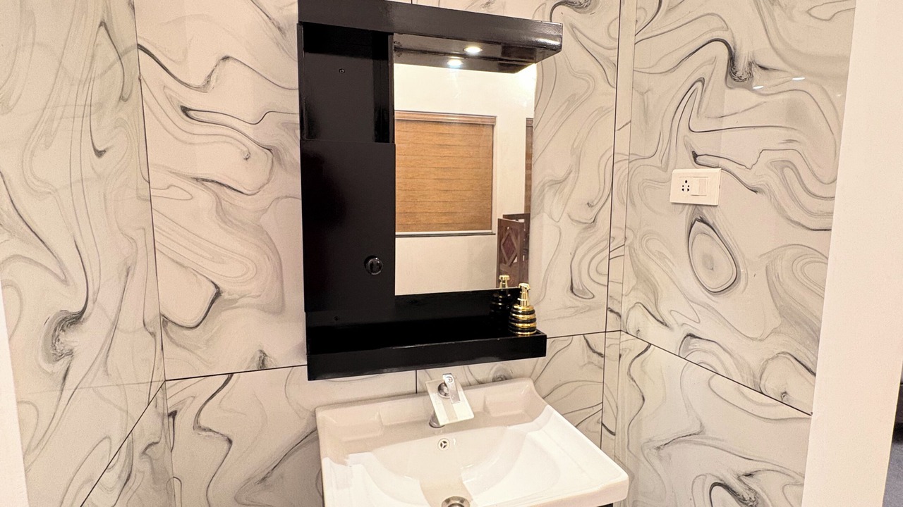 Photo of Bathroom in Edapalli
