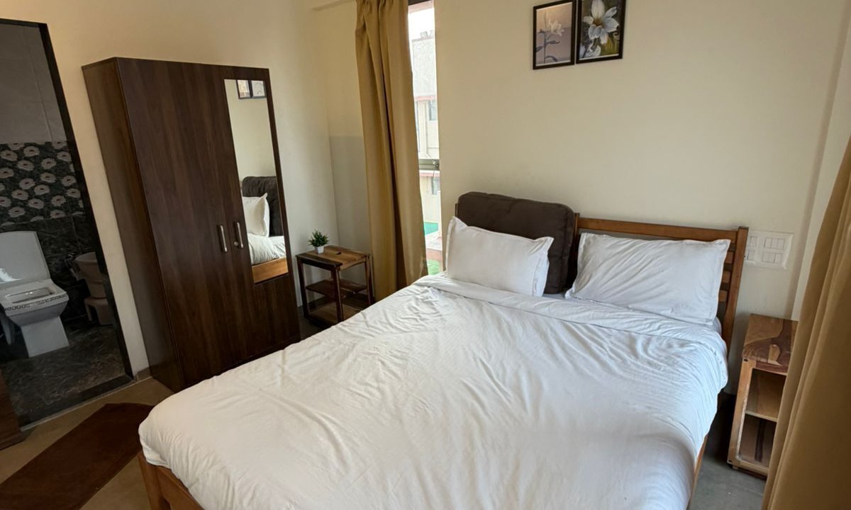 Photo of Bedroom in Pali