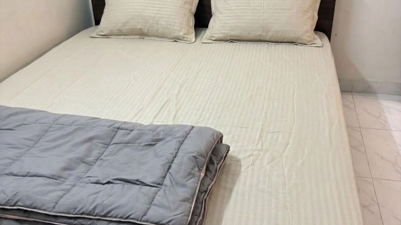 Photo of Bedroom in Nanakram Guda