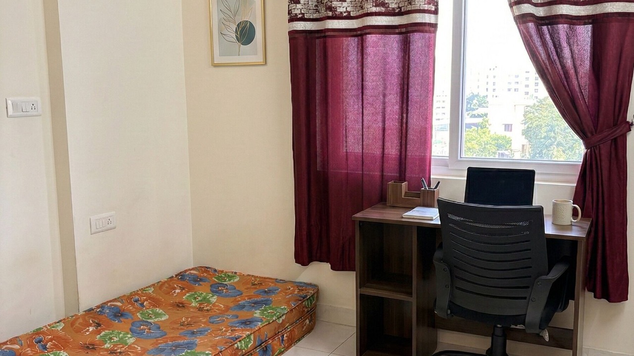 Photo of Bedroom in Nanakram Guda
