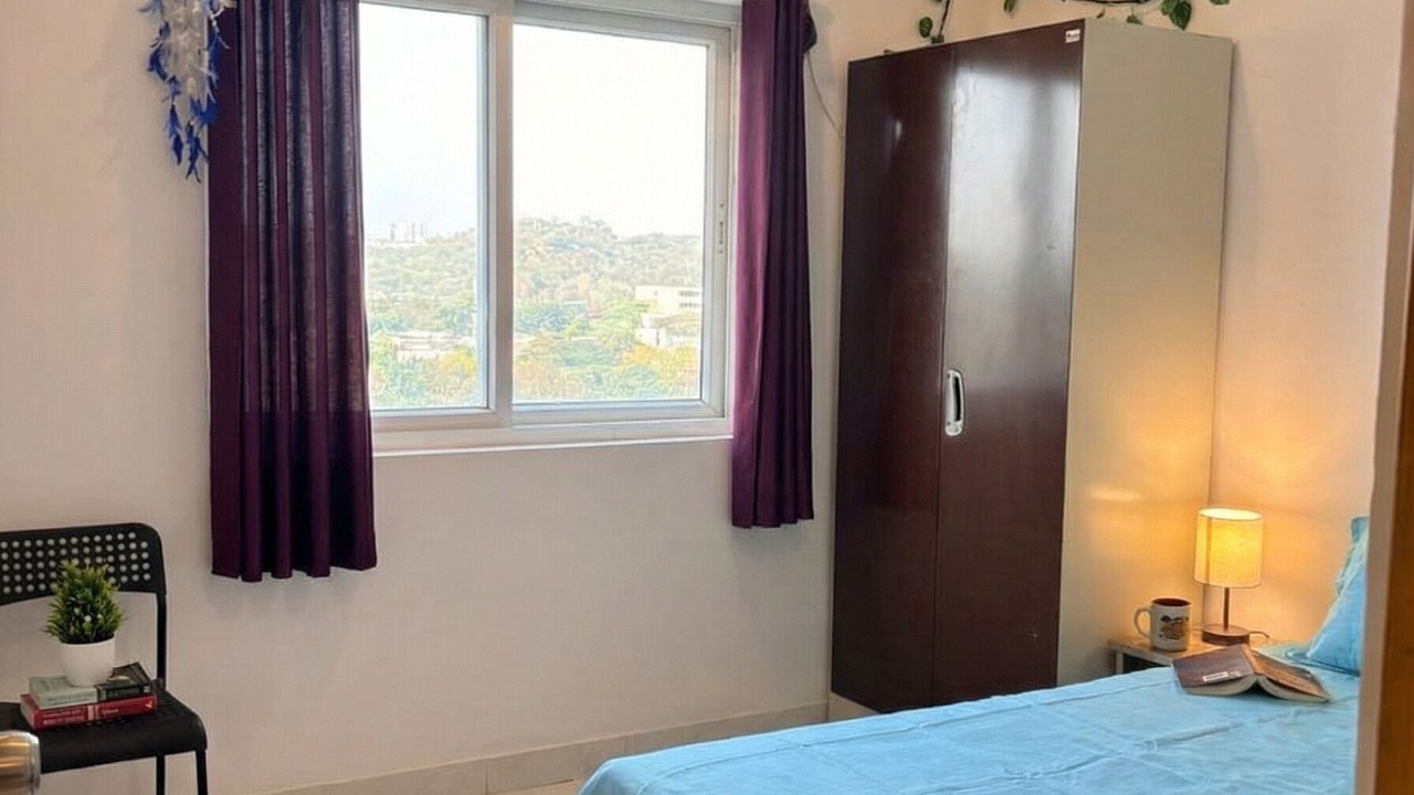 Photo of Bedroom in Nanakram Guda